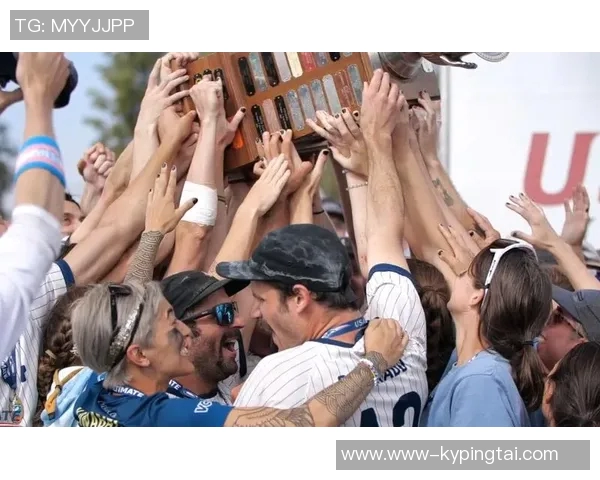 实时新闻深圳飞盘队在极限运动会积分榜中以55分稳居第一名展现强劲实力